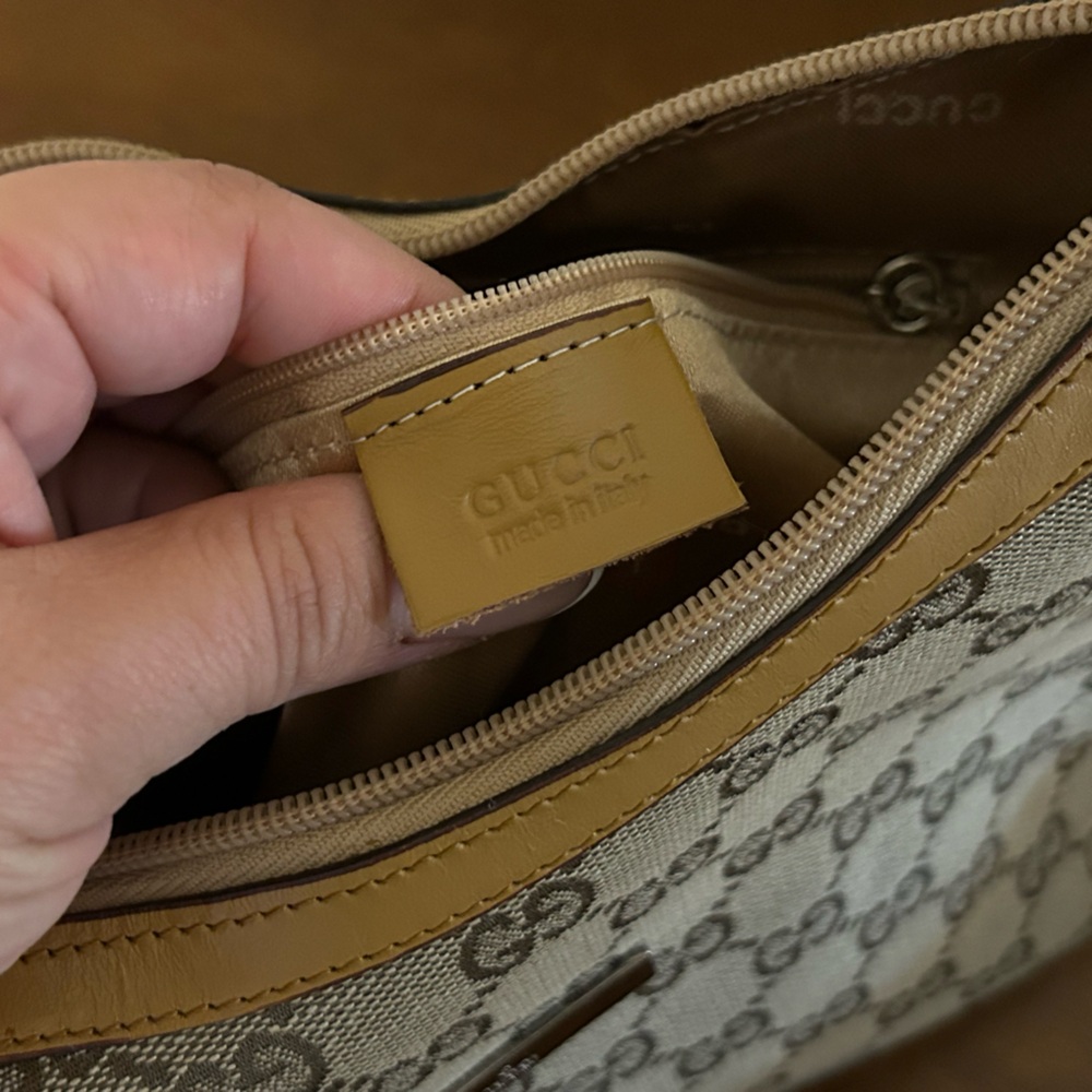 Vintage Gucci purse - Picture 4 of 7